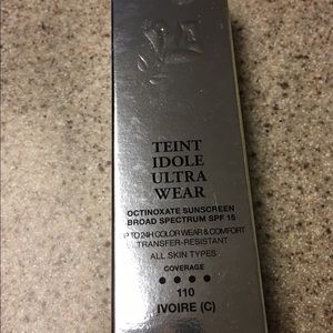 Lancôme Teint Idole Ultra Wear - Ivoire 110